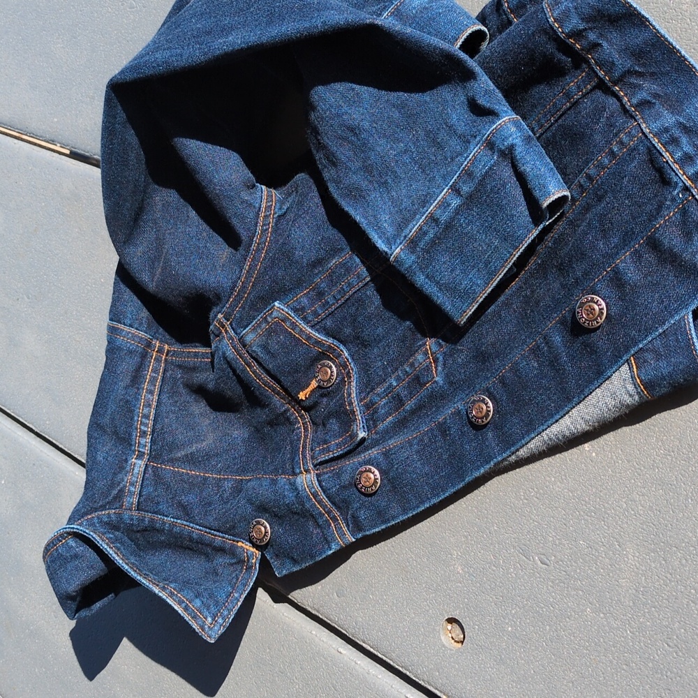 Denim - Picture 9 of 11